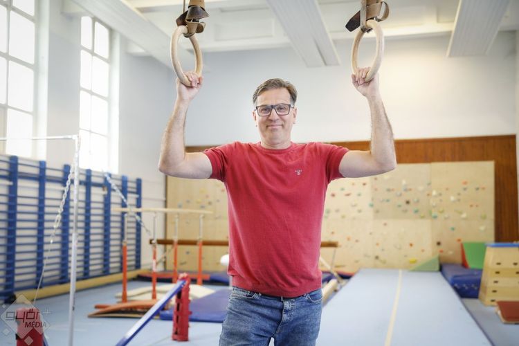 Országos díjra jelölték a győri testnevelőt