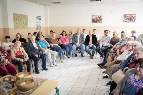 Közös projekt az idősekkel